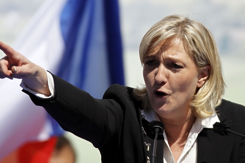 Марин Ле Пен в случае победы на выборах пообещала вывести Францию из Евросоюза